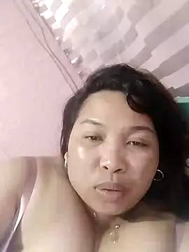 Snapshot of Sweet_fatty18 chatting on 12/12/24, 02:37 Sweet fatty18 online show from 12/12/24, 02:37