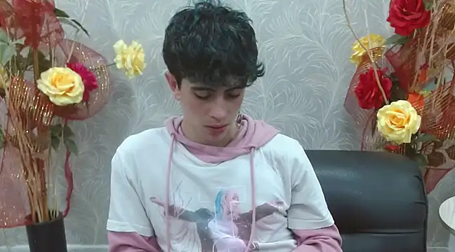 Snapshot of star_boyxx chatting on 03/17/25, 07:58 star boyxx online show from 03/17/25, 07:58