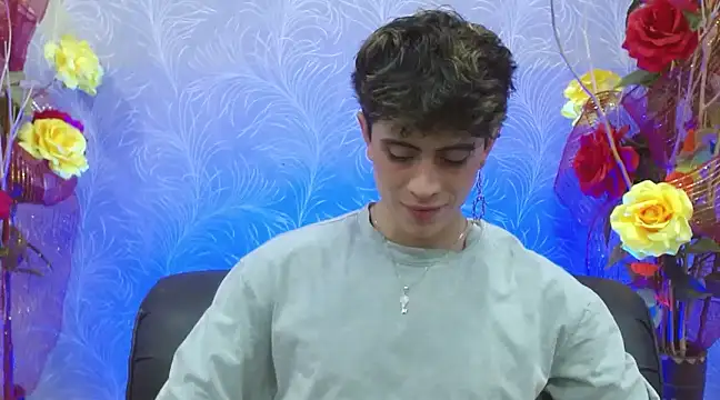 Snapshot of star_boyxx chatting on 03/07/25, 07:38 star boyxx online show from 03/07/25, 07:38