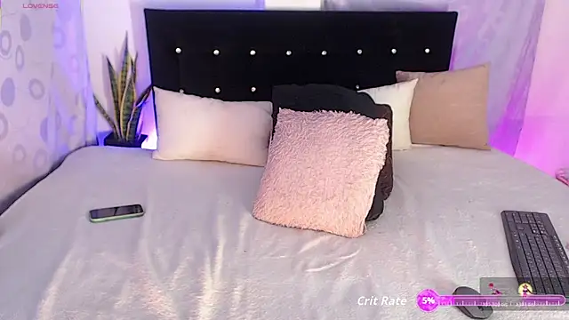 Lauryn lee online show from 11/11/25, 07:08