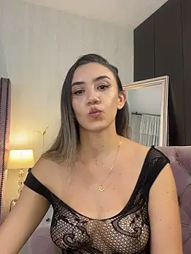 Snapshot of natashaleightt chatting on 09/18/25, 12:02 natashaleightt online show from 09/18/25, 12:02