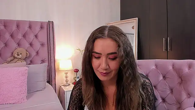 natashaleightt online show from 02/22/26, 12:13