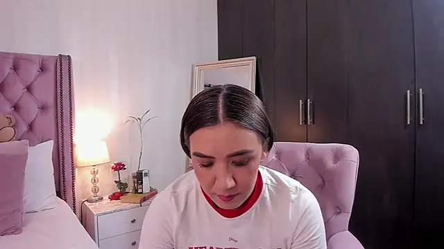 natashaleightt online show from 03/27/26, 02:09