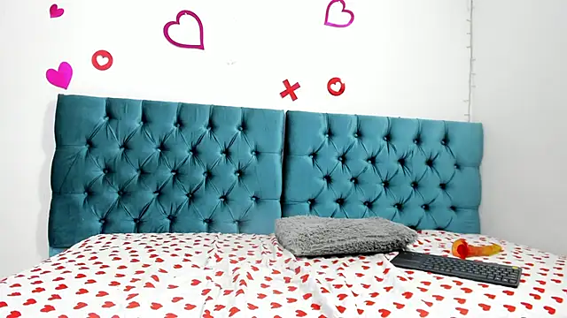  lucia w online show from 02/21/25, 10:37