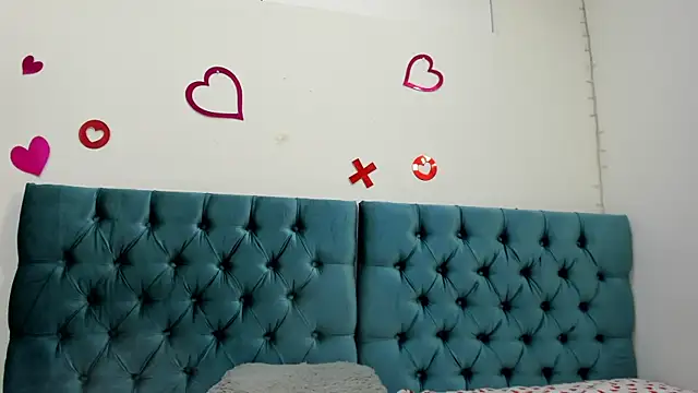  lucia w online show from 02/25/25, 10:20