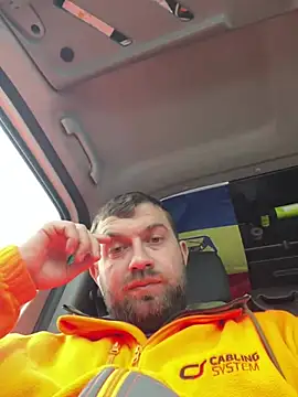 Snapshot of daniel21p chatting on 02/26/25, 08:17 daniel21p online show from 02/26/25, 08:17