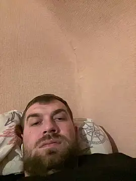 Snapshot of daniel21p chatting on 02/26/25, 10:04 daniel21p online show from 02/26/25, 10:04