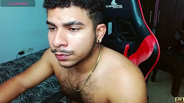 Javier Hot27 online show from 04/04/26, 02:45