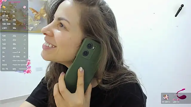 Snapshot of jessyegoldenn chatting on 09/12/25, 12:11 jessyegoldenn online show from 09/12/25, 12:11