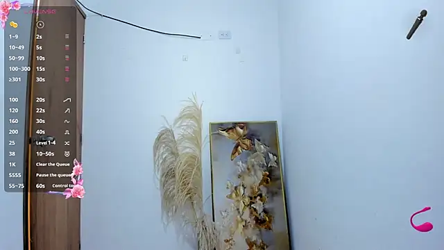 Snapshot of jessyegoldenn chatting on 03/09/26, 04:54 jessyegoldenn online show from 03/09/26, 04:54