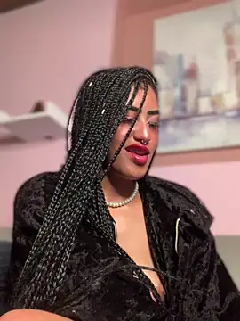 MichelleDiaz Pink online show from 03/13/25, 09:32