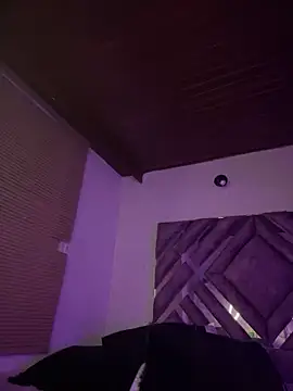 MichelleDiaz Pink online show from 10/04/25, 06:48