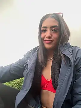 MichelleDiaz Pink online show from 11/17/25, 10:25