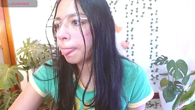 hellokitty  valery online show from 05/04/26, 01:31