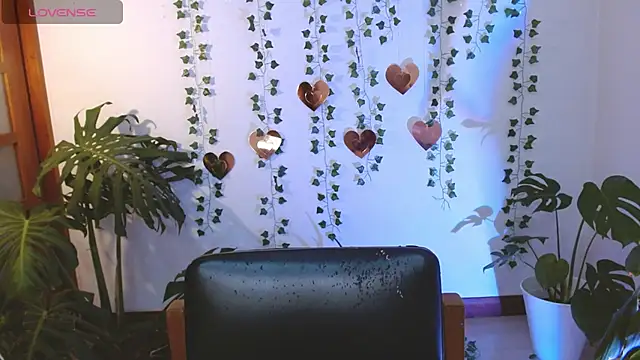 hellokitty  valery online show from 04/28/26, 02:27