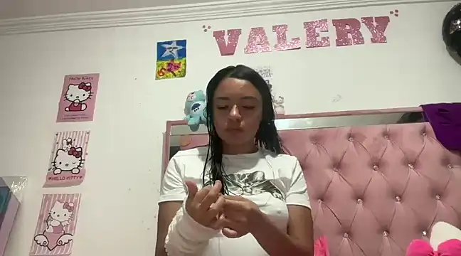 Snapshot of hellokitty__valery chatting on 03/19/25, 02:59 hellokitty valery online show from 03/19/25, 02:59