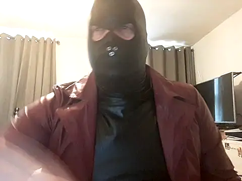 leatherloverman online show from 10/26/25, 02:06