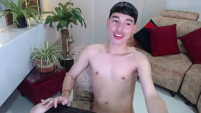 Snapshot of cod_dolll chatting on 09/27/25, 11:33 cod dolll online show from 09/27/25, 11:33