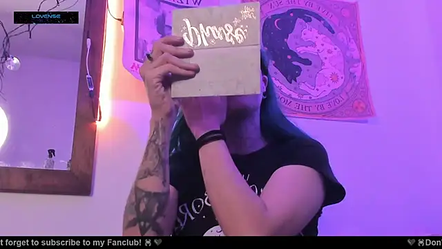 Hisato111 online show from 10/29/25, 12:26