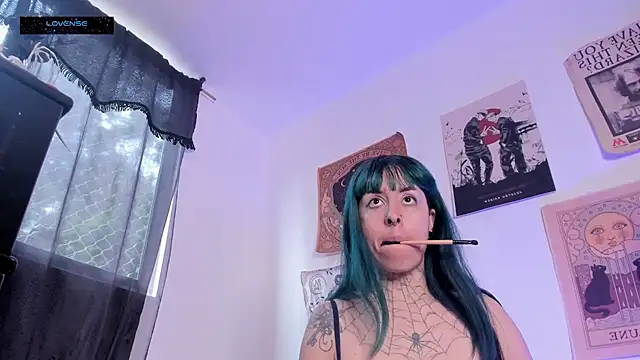 Hisato111 online show from 11/25/25, 01:44