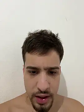 Snapshot of zJaulin chatting on 03/18/25, 08:26 zJaulin online show from 03/18/25, 08:26