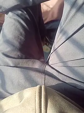 Delhi BoyBigcock online show from 12/16/25, 04:17