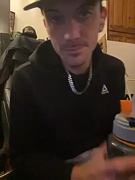 Snapshot of Polaroid_White chatting on 11/03/25, 07:13 Polaroid White online show from 11/03/25, 07:13