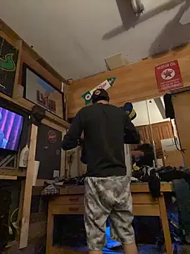 Snapshot of Polaroid_White chatting on 11/02/25, 10:20 Polaroid White online show from 11/02/25, 10:20