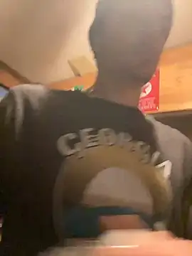 Snapshot of Polaroid_White chatting on 10/30/25, 09:40 Polaroid White online show from 10/30/25, 09:40