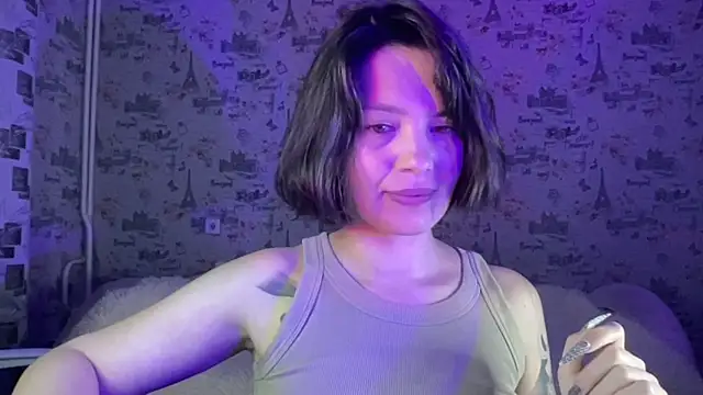 Just Scarlet  online show from 10/17/25, 11:56