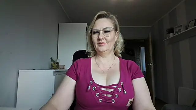 DianaLive online show from 03/10/26, 07:34