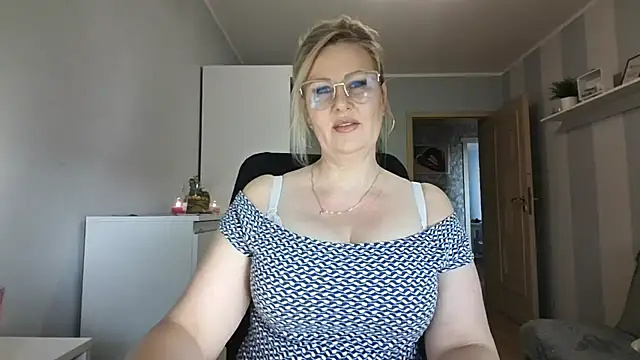 DianaLive online show from 02/26/26, 09:20