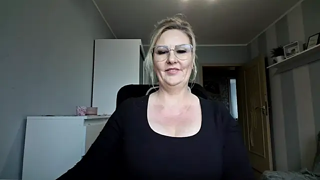 DianaLive online show from 03/14/26, 02:23