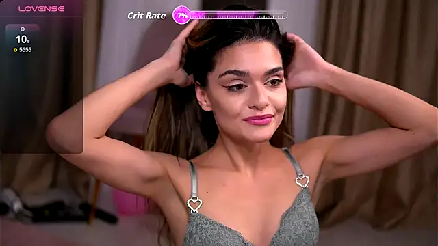 Snapshot of RobertaRosetti chatting on 10/28/25, 10:25 RobertaRosetti online show from 10/28/25, 10:25