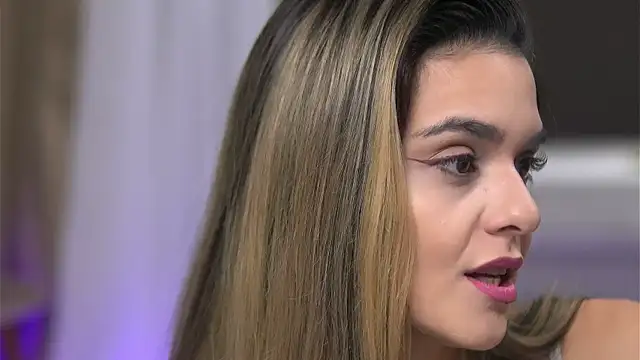 Snapshot of RobertaRosetti chatting on 12/04/25, 09:08 RobertaRosetti online show from 12/04/25, 09:08