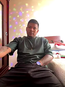 Saipuer31 online show from 12/17/25, 07:08