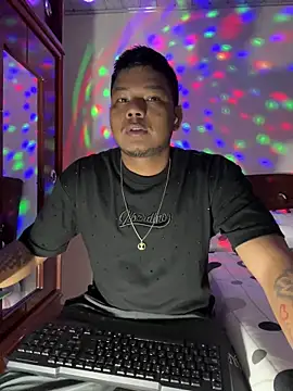 Saipuer31 online show from 02/14/26, 04:45