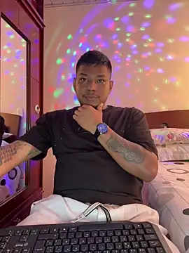 Saipuer31 online show from 02/18/26, 06:04