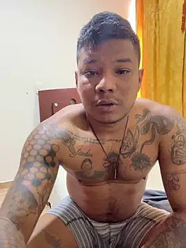 Saipuer31 online show from 04/13/26, 05:06