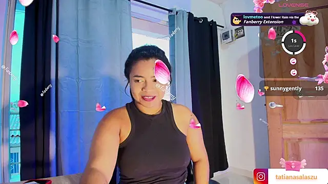 Snapshot of tatiana_10 chatting on 03/20/25, 11:16 tatiana 10 online show from 03/20/25, 11:16