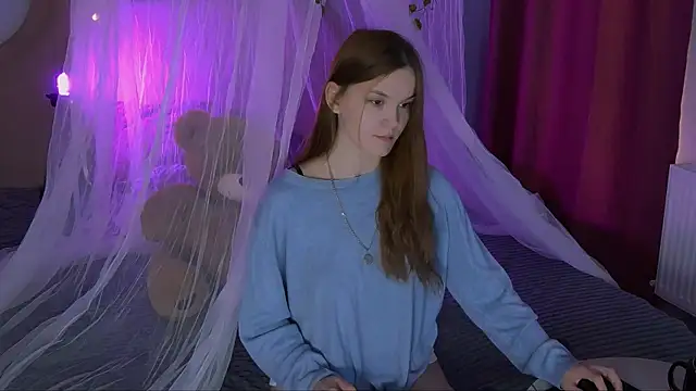 Amber Rogers online show from 04/12/26, 05:44