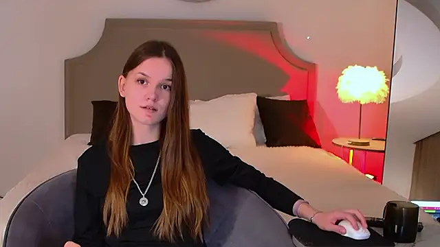 Amber Rogers online show from 03/10/25, 08:45