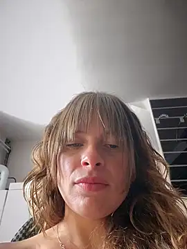 gynna kimera online show from 05/23/26, 12:59