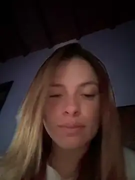 gynna kimera online show from 10/08/25, 03:02