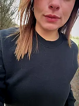 gynna kimera online show from 12/16/25, 11:03