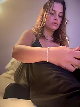 gynna kimera online show from 10/20/25, 02:46