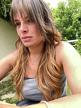 gynna kimera online show from 06/15/26, 10:37