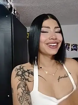 Snapshot of Kylie_brazt chatting on 07/07/26, 03:53 Kylie brazt online show from 07/07/26, 03:53