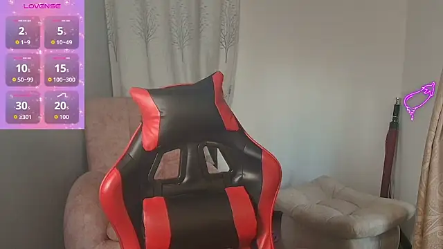 SophiTay online show from 12/03/25, 09:03