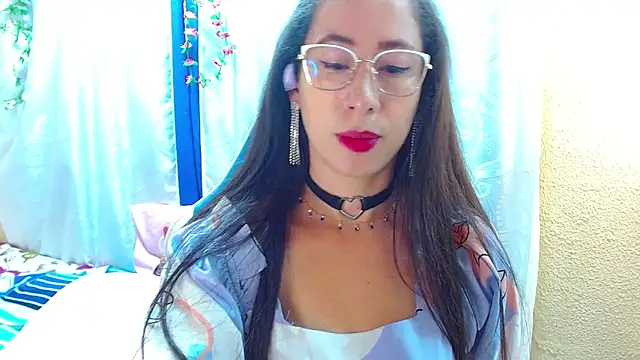 Gia leinn online show from 11/05/25, 01:47